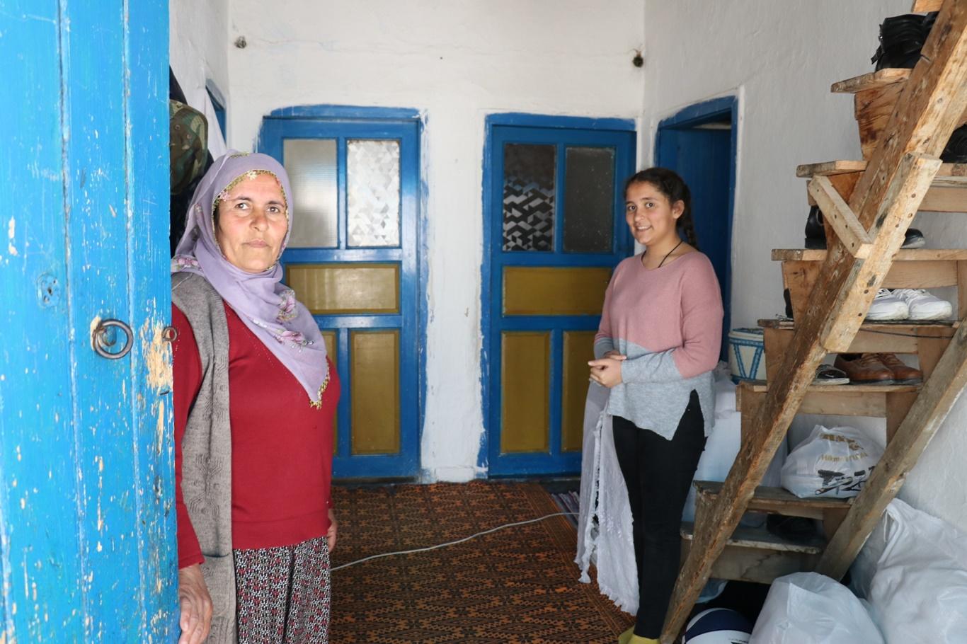 Televizyonları olmadığı için uzaktan eğitim alamayan öğrencinin hayali gerçekleşti